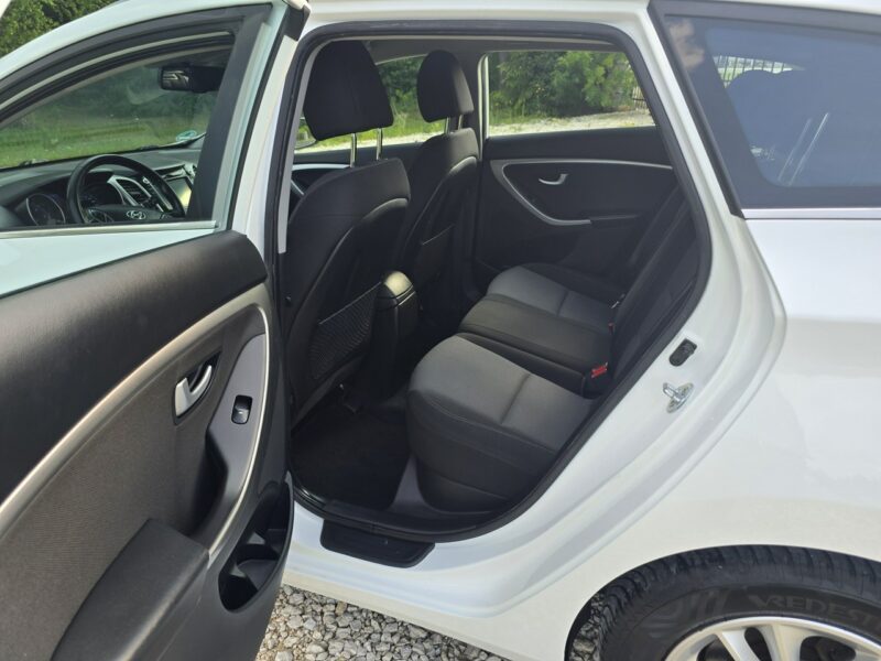 Hyundai i30 1.6 CRDi 136KM # Duża Navi # Climatronic # Kamera # Super Stan !!! II (2012 - 2016)