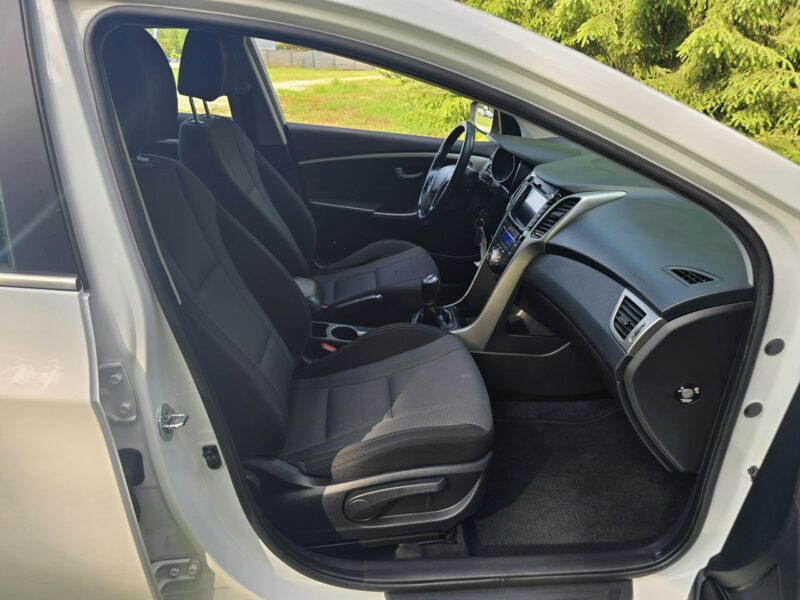 Hyundai i30 1.6 CRDi 136KM # Duża Navi # Climatronic # Kamera # Super Stan !!! II (2012 - 2016)