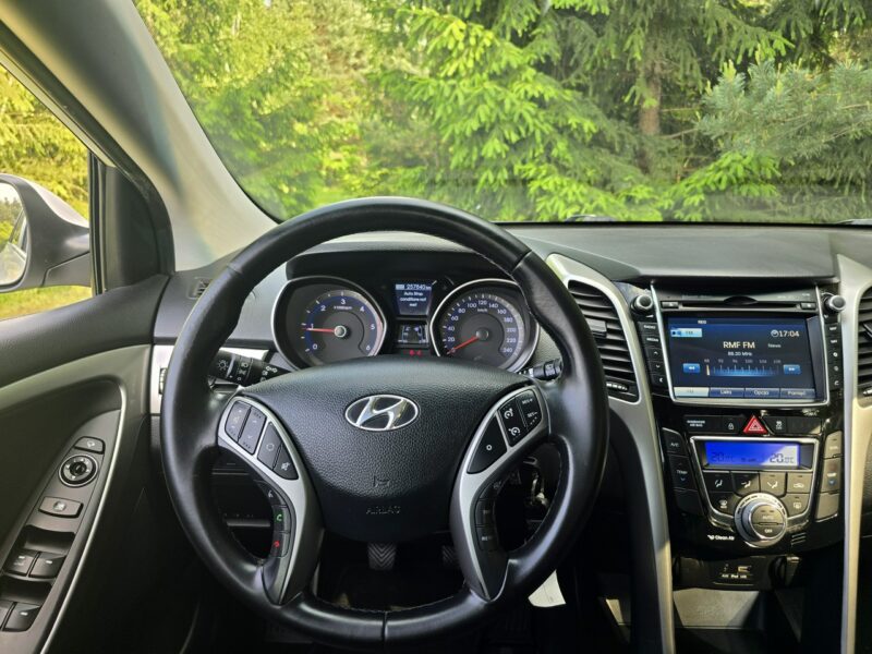 Hyundai i30 1.6 CRDi 136KM # Duża Navi # Climatronic # Kamera # Super Stan !!! II (2012 - 2016)