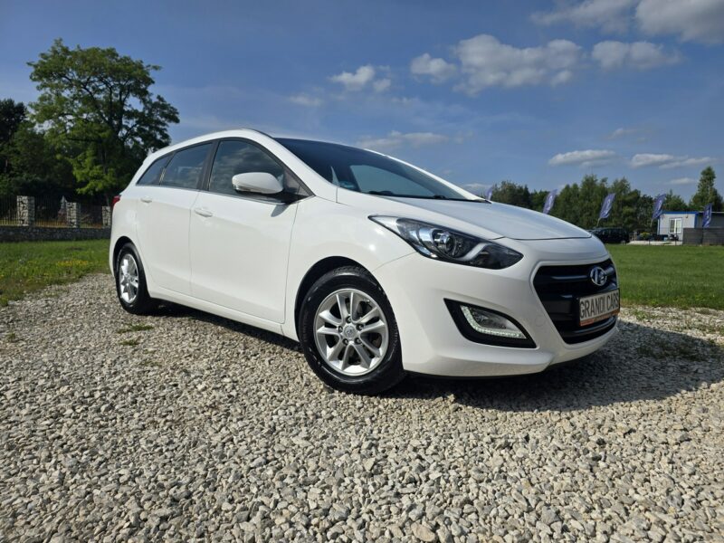 Hyundai i30 1.6 CRDi 136KM # Duża Navi # Climatronic # Kamera # Super Stan !!! II (2012 - 2016)