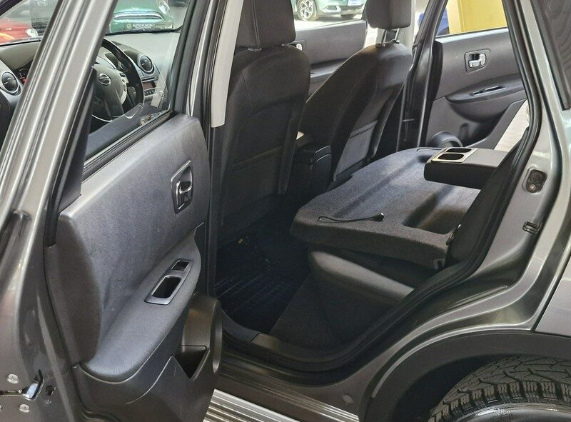 Nissan Qashqai przebieg 140000 !!! ZOBACZ OPIS !! W podanej cenie roczna gwarancja I (2007-2013)