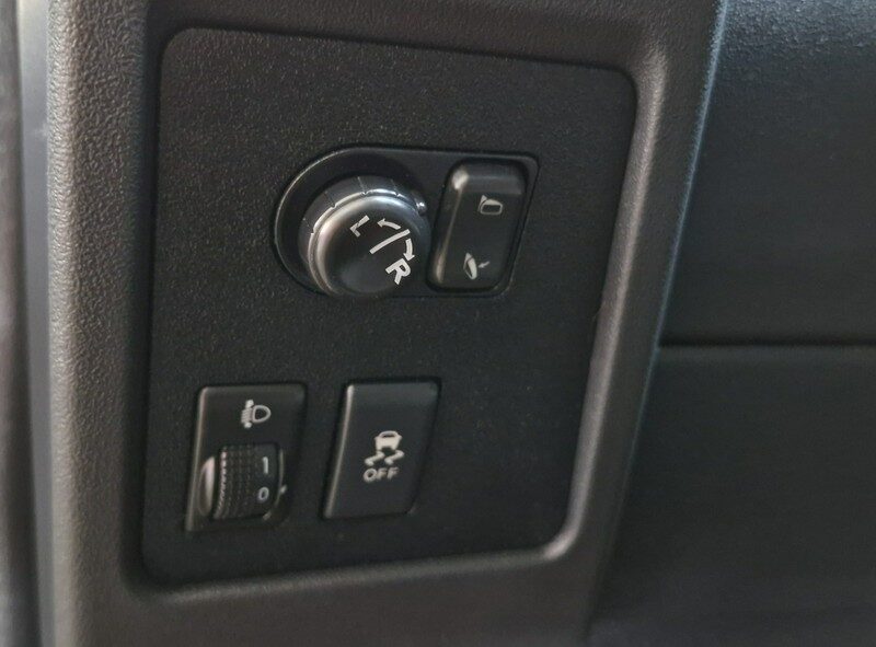 Nissan Qashqai przebieg 140000 !!! ZOBACZ OPIS !! W podanej cenie roczna gwarancja I (2007-2013)