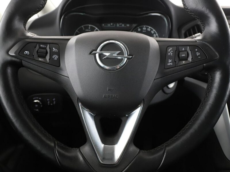 Opel Zafira GRATIS! Pakiet Serwisowy o wartości 1500 zł! C (2011-)