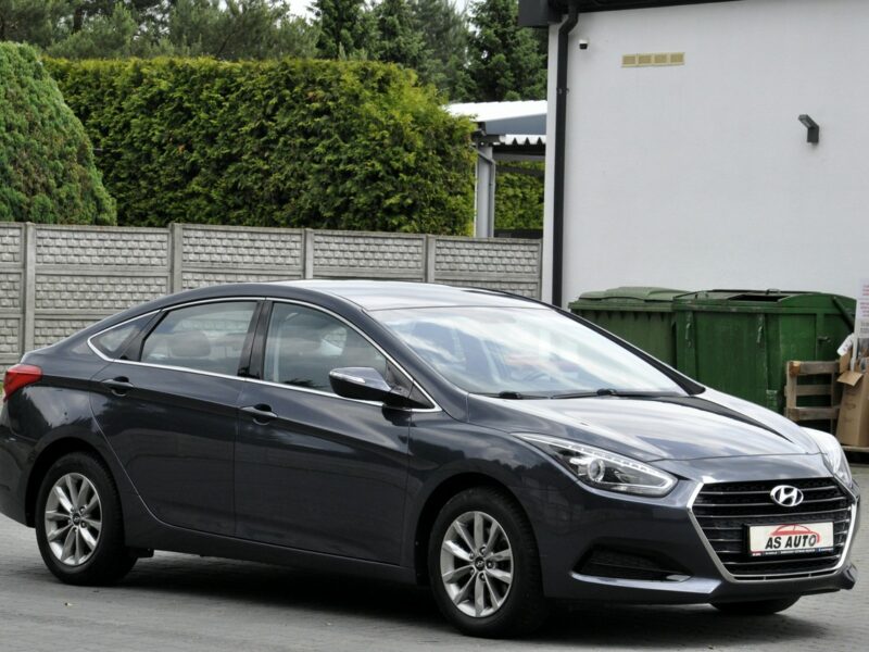 Hyundai i40 1.7CRDi(116KM)Style/Led/Serwisowany/Alu/Pod fotele/Niski przebieg