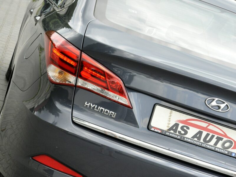 Hyundai i40 1.7CRDi(116KM)Style/Led/Serwisowany/Alu/Pod fotele/Niski przebieg