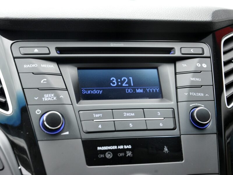 Hyundai i40 1.7CRDi(116KM)Style/Led/Serwisowany/Alu/Pod fotele/Niski przebieg