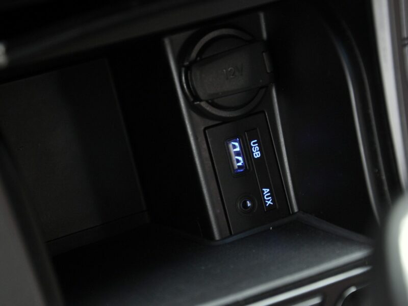 Hyundai i40 1.7CRDi(116KM)Style/Led/Serwisowany/Alu/Pod fotele/Niski przebieg