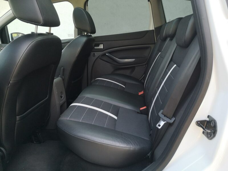 Ford Kuga 2.0 TDCI 163KM Klimatr 4 x 4 Nawi Tempomat Panorama ALU Kamera Serwis I (2008-2012)