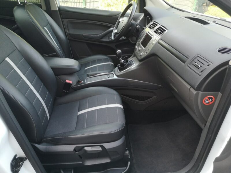 Ford Kuga 2.0 TDCI 163KM Klimatr 4 x 4 Nawi Tempomat Panorama ALU Kamera Serwis I (2008-2012)