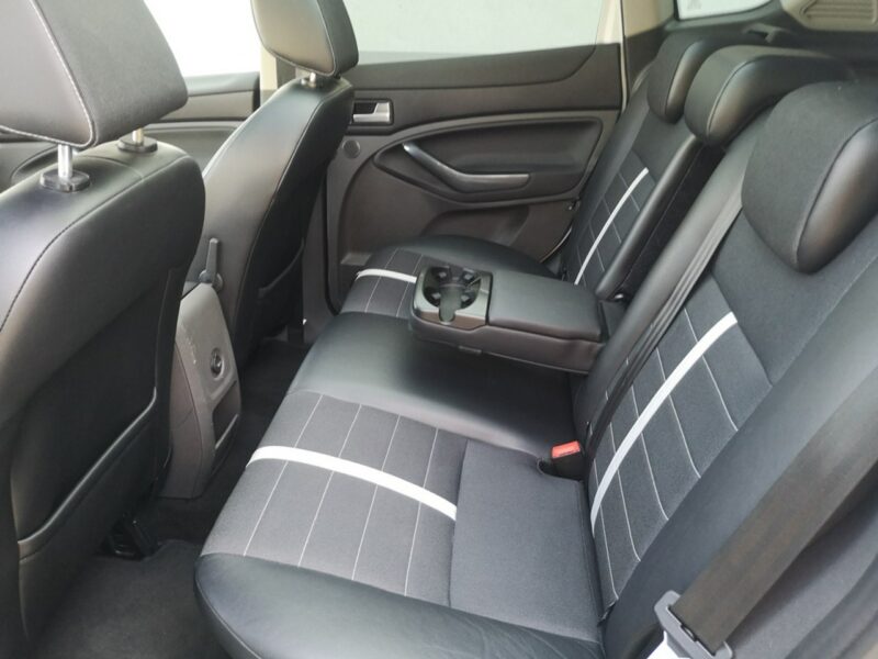 Ford Kuga 2.0 TDCI 163KM Klimatr 4 x 4 Nawi Tempomat Panorama ALU Kamera Serwis I (2008-2012)