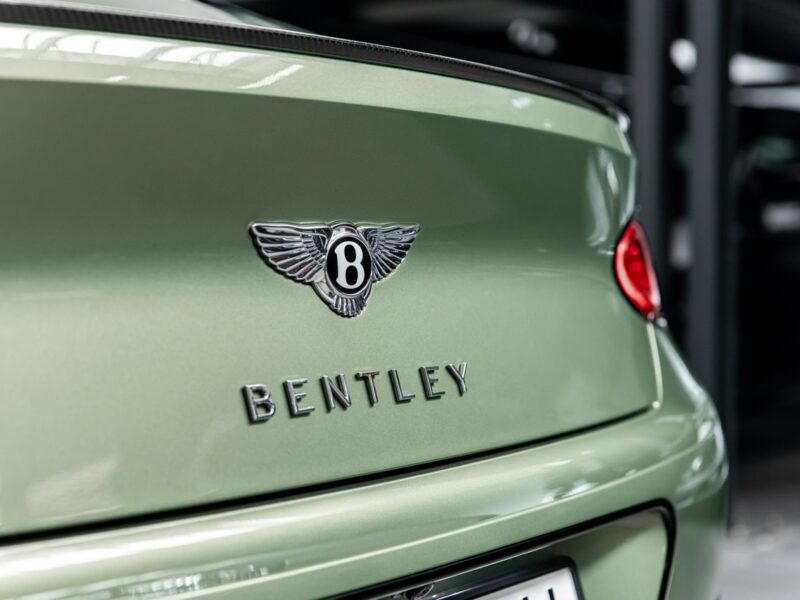 Bentley Continental GT Alpine Green. Gwarancja do 07.2027. Pakiet dokładek karbonowych.