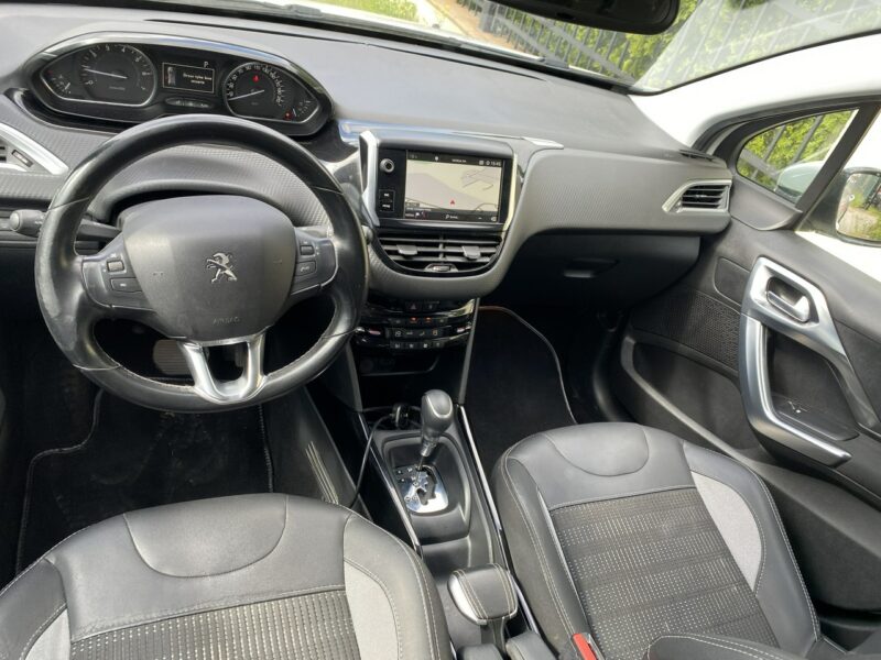 Peugeot 2008 Automat, kamera, po wymianie rozrządu i hamulców,nawigacja,klimatronik I (2013-2019)