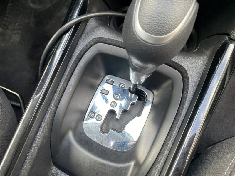 Peugeot 2008 Automat, kamera, po wymianie rozrządu i hamulców,nawigacja,klimatronik I (2013-2019)