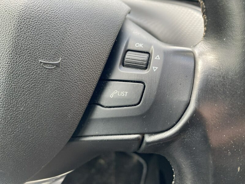 Peugeot 2008 Automat, kamera, po wymianie rozrządu i hamulców,nawigacja,klimatronik I (2013-2019)