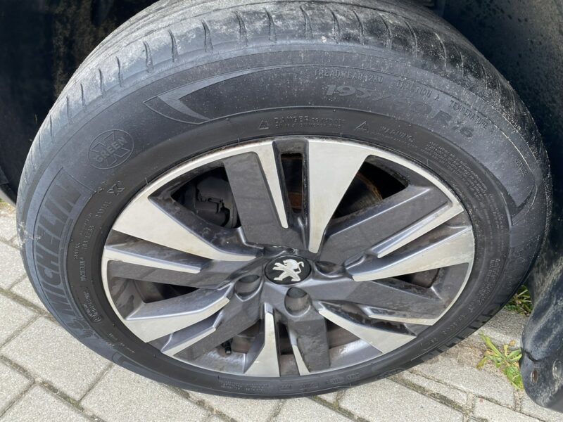Peugeot 2008 Automat, kamera, po wymianie rozrządu i hamulców,nawigacja,klimatronik I (2013-2019)