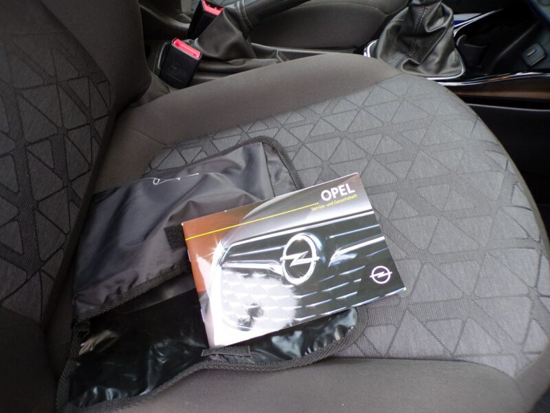 Opel Corsa Klimatyzacja /Tablet /I właść /1,4 /90KM /2020 E (2014-)