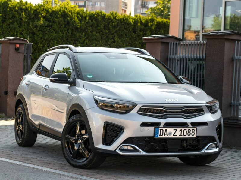 Kia Stonic 1.0_Benzyna_Hybryda_120KM_25 tyś. km