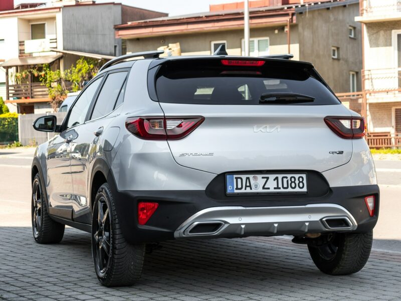 Kia Stonic 1.0_Benzyna_Hybryda_120KM_25 tyś. km