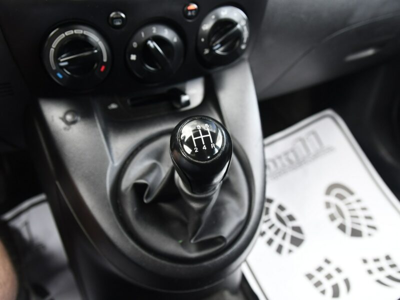Mazda 2 1,3benz DUDKI11 Klimatyzacja.Navi.El.szyby.Centralka.kredyt.OKAZJA II (2007-2014)
