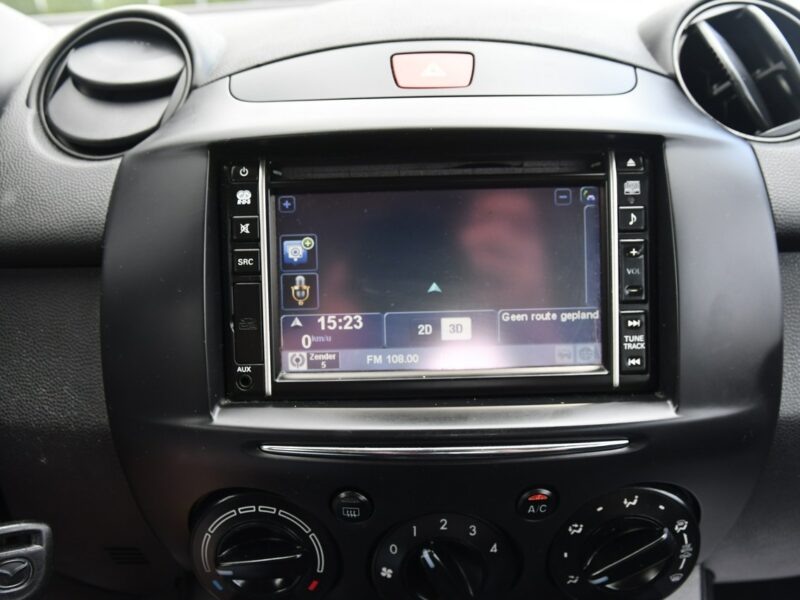Mazda 2 1,3benz DUDKI11 Klimatyzacja.Navi.El.szyby.Centralka.kredyt.OKAZJA II (2007-2014)
