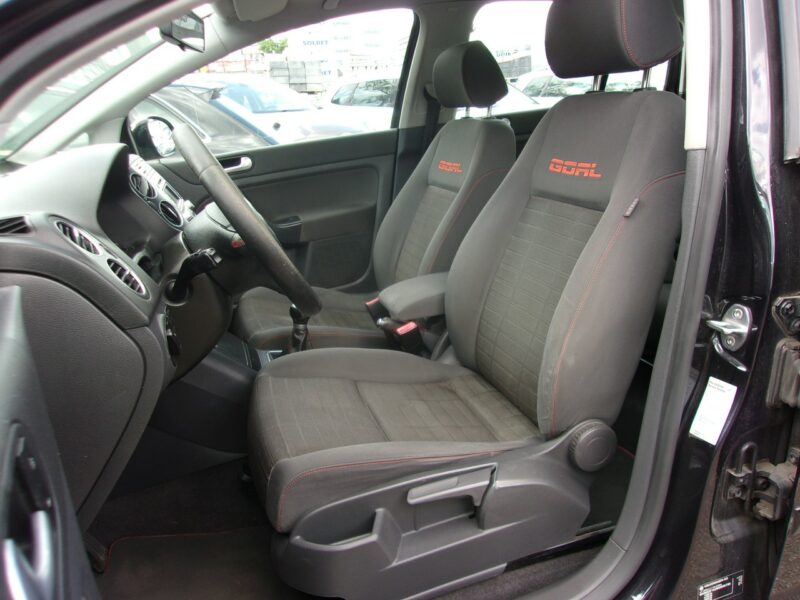 Volkswagen Golf Plus Klimatronic 2-strefowy, Podgrzewane fotele, PDC, Ele. szyby 4x II (2009-)