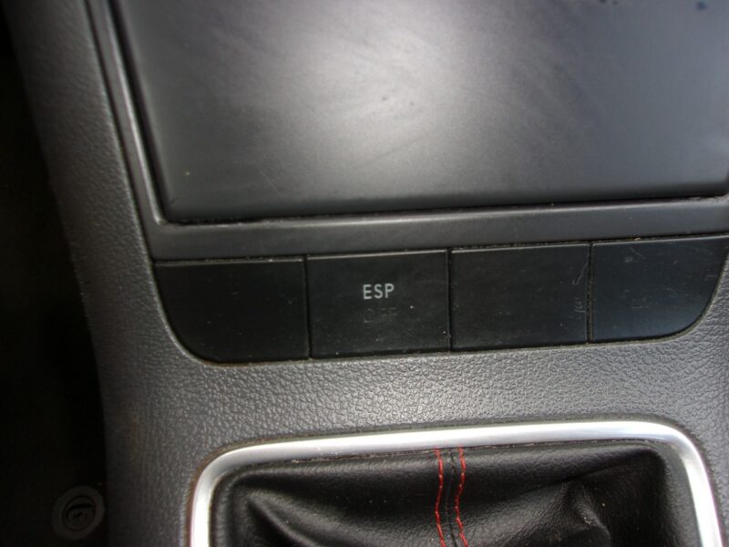 Volkswagen Golf Plus Klimatronic 2-strefowy, Podgrzewane fotele, PDC, Ele. szyby 4x II (2009-)