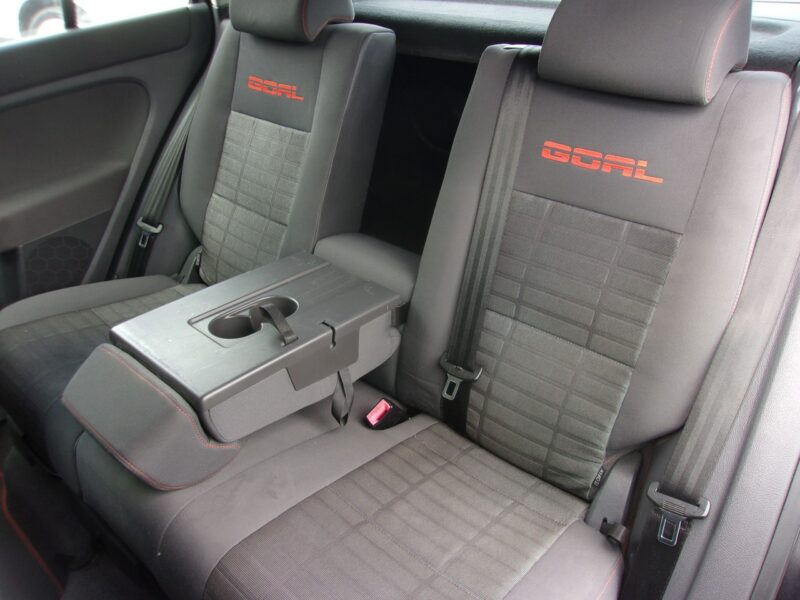 Volkswagen Golf Plus Klimatronic 2-strefowy, Podgrzewane fotele, PDC, Ele. szyby 4x II (2009-)