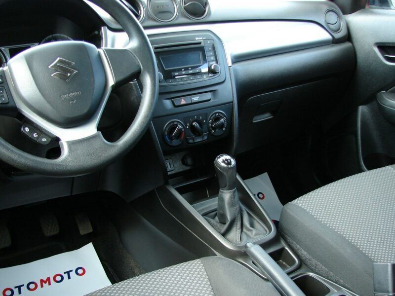 Suzuki Vitara 1.6 E 120 KM Ładna Wersja II (2015-2019)