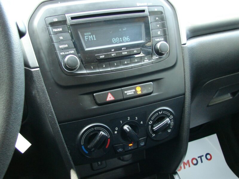 Suzuki Vitara 1.6 E 120 KM Ładna Wersja II (2015-2019)