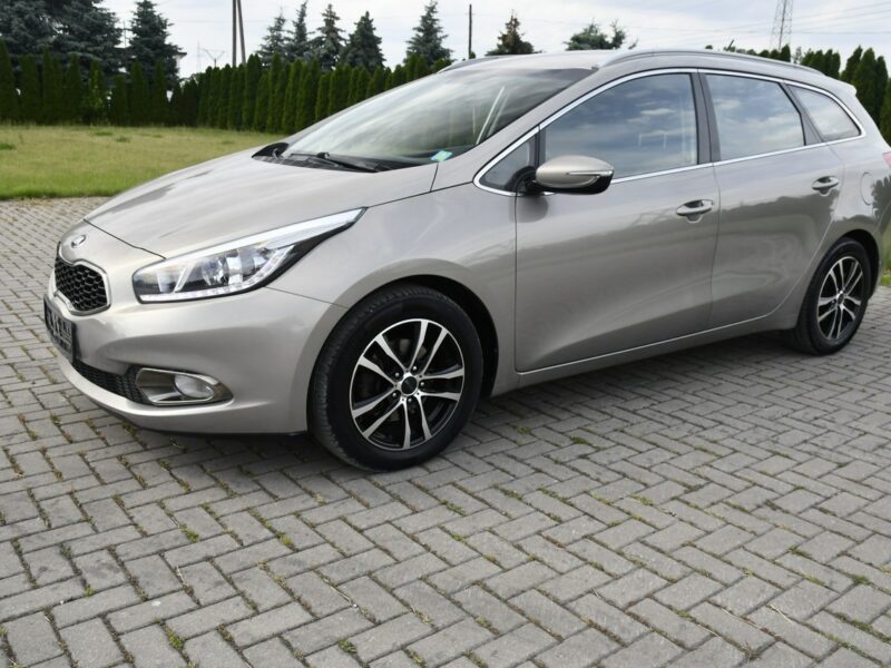 Kia Cee'd 1,6crdi Grzana.Kierow.Podg.Fotele.Tempomat. Ledy.ALu.Parktronic.OKAZJ II (2012-)