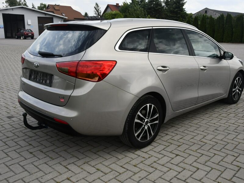 Kia Cee'd 1,6crdi Grzana.Kierow.Podg.Fotele.Tempomat. Ledy.ALu.Parktronic.OKAZJ II (2012-)