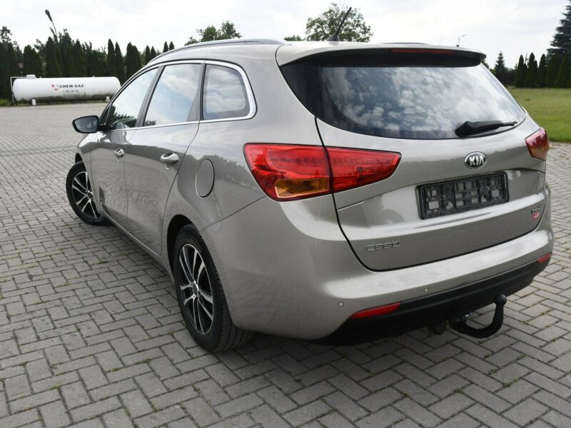 Kia Cee'd 1,6crdi Grzana.Kierow.Podg.Fotele.Tempomat. Ledy.ALu.Parktronic.OKAZJ II (2012-)
