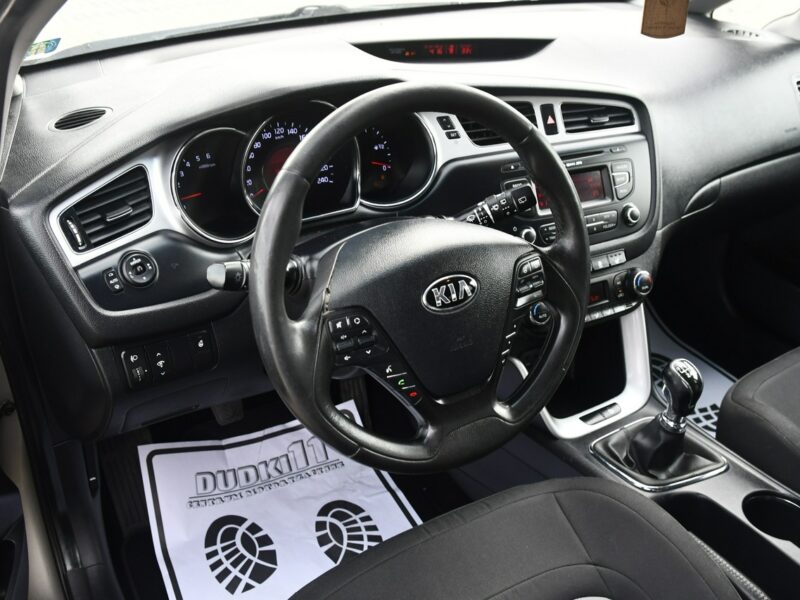 Kia Cee'd 1,6crdi Grzana.Kierow.Podg.Fotele.Tempomat. Ledy.ALu.Parktronic.OKAZJ II (2012-)
