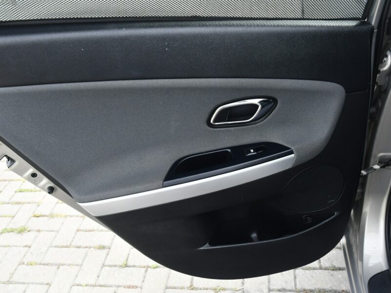 Kia Cee'd 1,6crdi Grzana.Kierow.Podg.Fotele.Tempomat. Ledy.ALu.Parktronic.OKAZJ II (2012-)