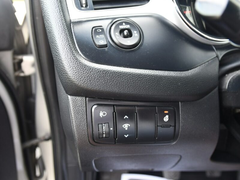 Kia Cee'd 1,6crdi Grzana.Kierow.Podg.Fotele.Tempomat. Ledy.ALu.Parktronic.OKAZJ II (2012-)