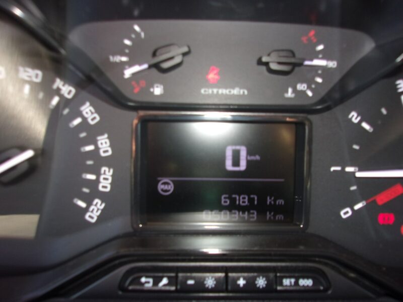 Citroen C3 S&S Shine Packs Navigacja Klimatronic Parktronic III (2016-)