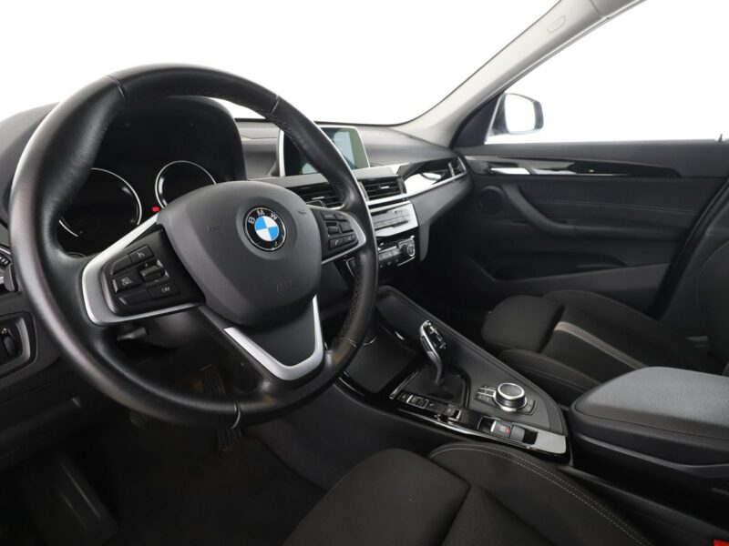 BMW X1 2.0d Automat xDrive Sport Line Klimatronik Tempomat Navi Grzane Fotele II (F48) (2015-)