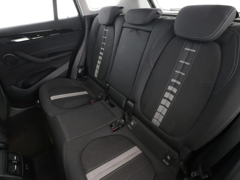 BMW X1 2.0d Automat xDrive Sport Line Klimatronik Tempomat Navi Grzane Fotele II (F48) (2015-)