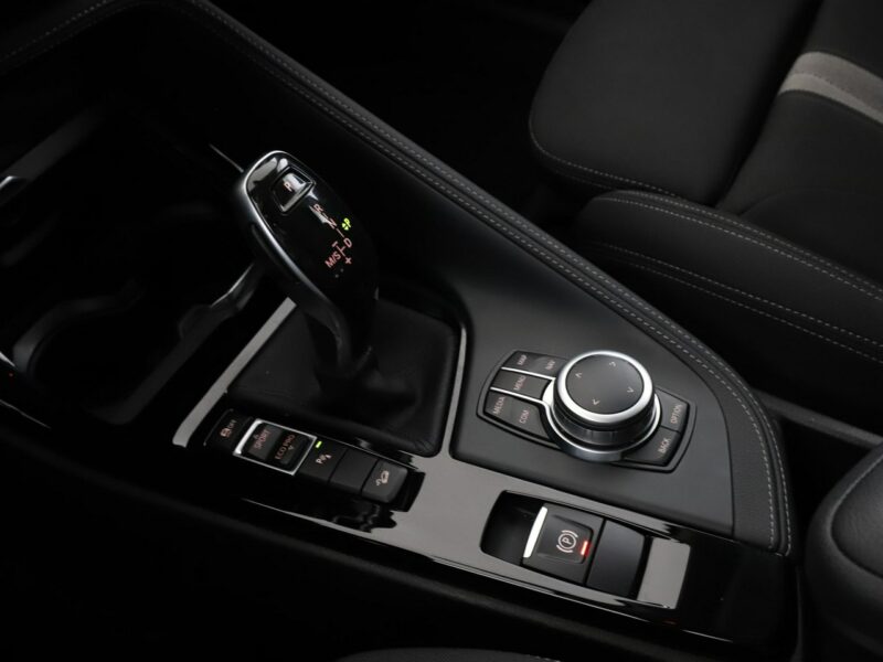 BMW X1 2.0d Automat xDrive Sport Line Klimatronik Tempomat Navi Grzane Fotele II (F48) (2015-)