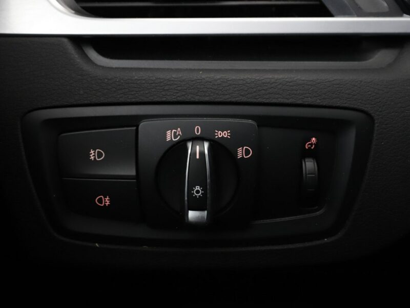 BMW X1 2.0d Automat xDrive Sport Line Klimatronik Tempomat Navi Grzane Fotele II (F48) (2015-)