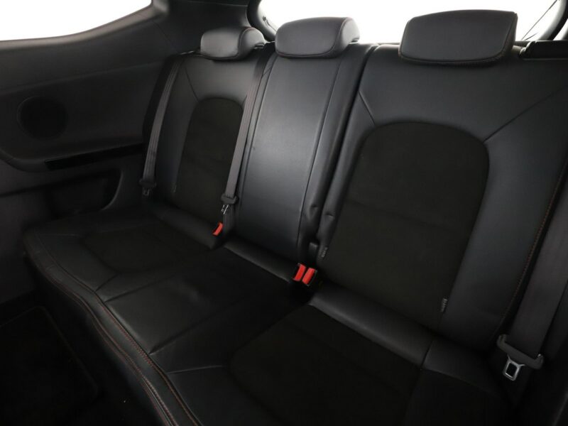 Kia Pro_cee'd navi klima auto grzane fotele kamera i czujniki parkowania