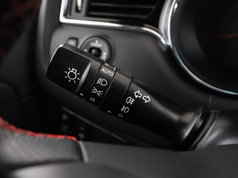 Kia Pro_cee'd navi klima auto grzane fotele kamera i czujniki parkowania