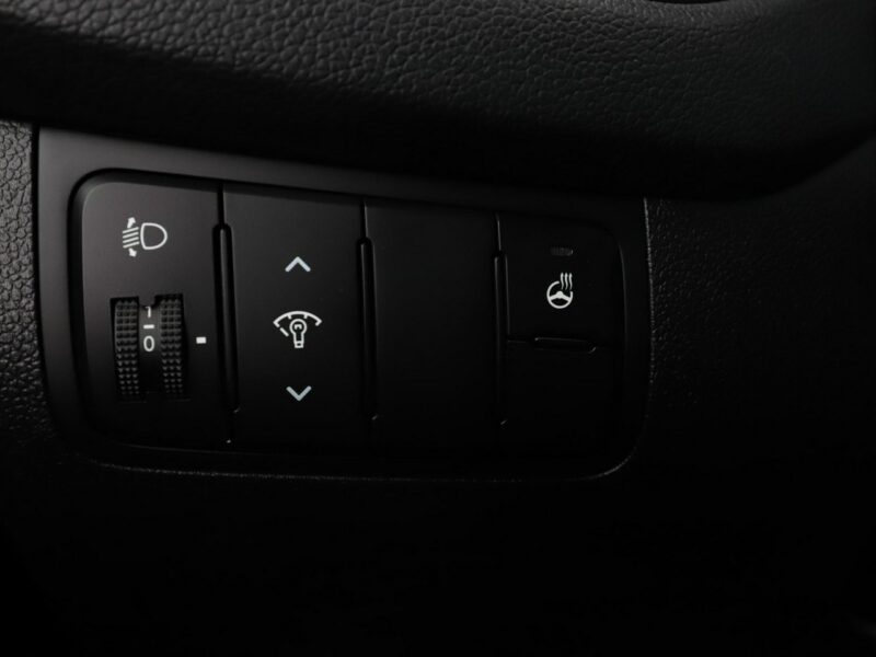 Kia Pro_cee'd navi klima auto grzane fotele kamera i czujniki parkowania