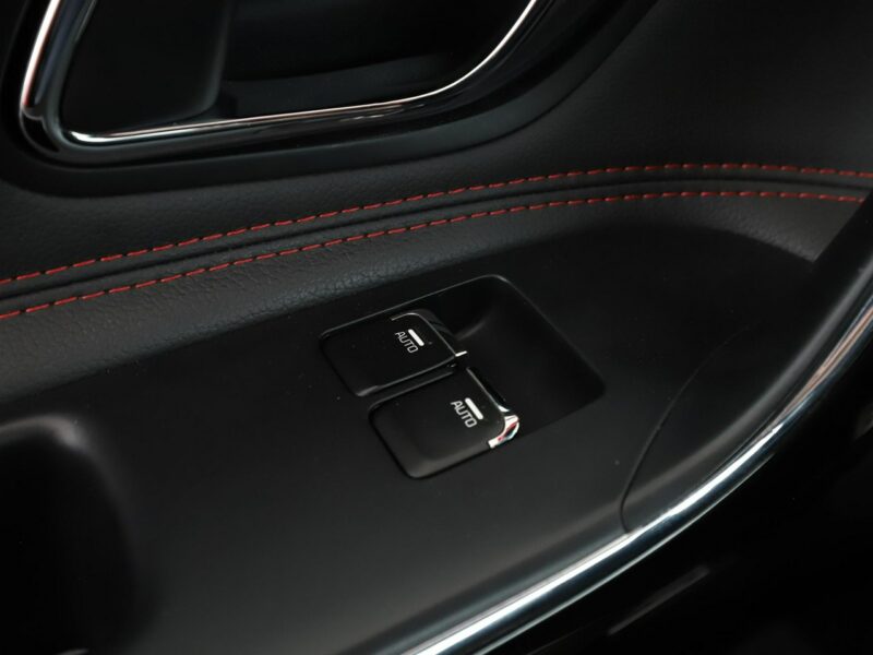 Kia Pro_cee'd navi klima auto grzane fotele kamera i czujniki parkowania