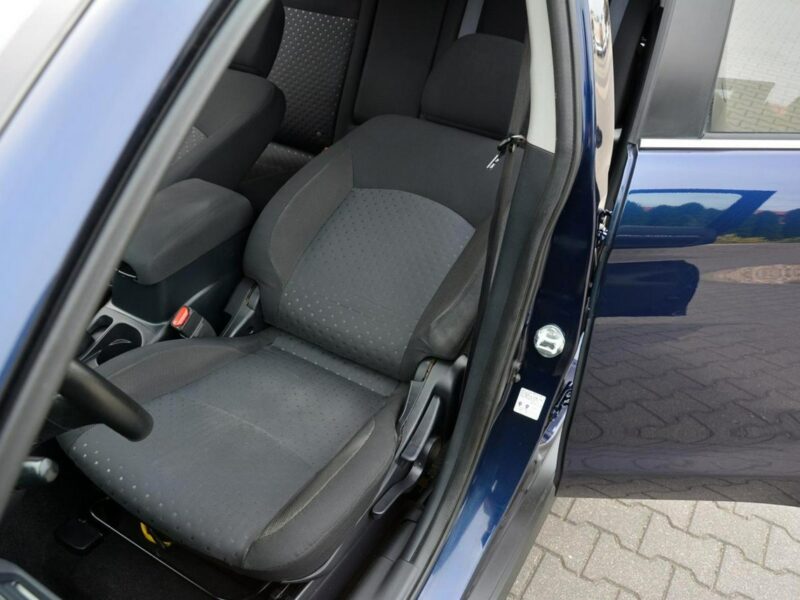 Mitsubishi ASX 1.6 ben (117 KM) Klimatronic Grzane fotele ALU 17