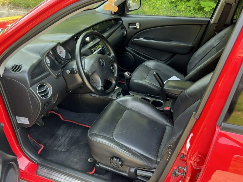 Mitsubishi Outlander Mitsubishi Outlander 4x4 Klimatyzacja Benzyna I (2001-2006)