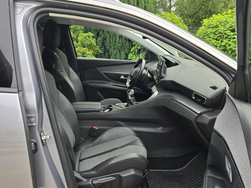 Peugeot 3008 LIFT 1.5 BlueHdi 130KM Allure / I -właściciel / Bezwypadkowy II (2016-)