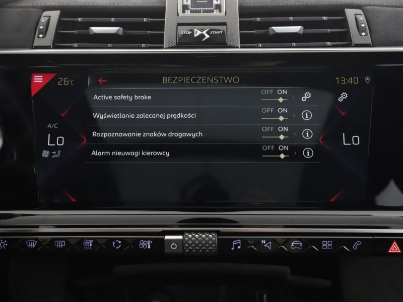 DS Automobiles DS 7 Crossback 2.0HDi Performance Line Automat Navi Panorama Tempomat Focal Kamera360