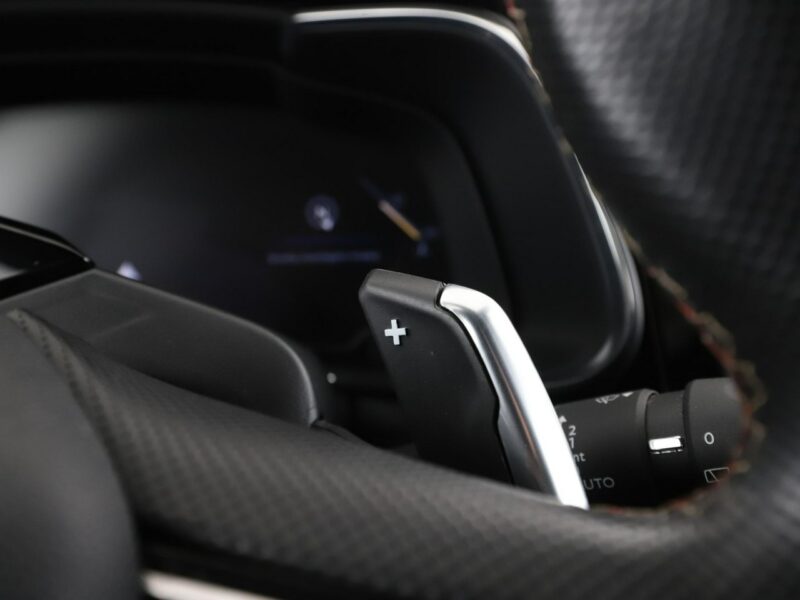 DS Automobiles DS 7 Crossback 2.0HDi Performance Line Automat Navi Panorama Tempomat Focal Kamera360