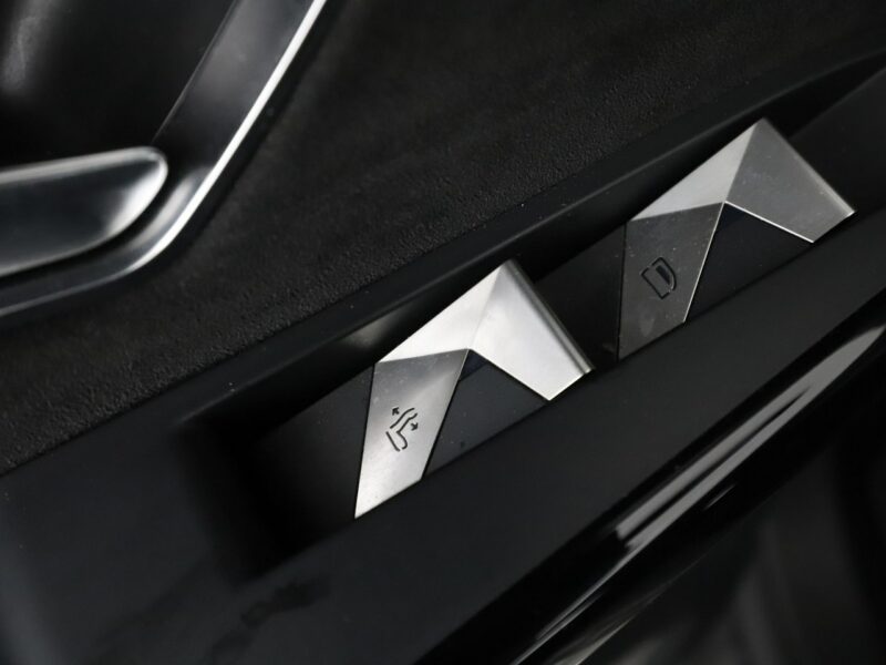 DS Automobiles DS 7 Crossback 2.0HDi Performance Line Automat Navi Panorama Tempomat Focal Kamera360